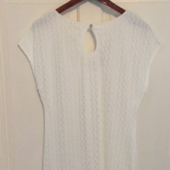 Gorgeous lace dress with short slip liner - Picture 6 of 8